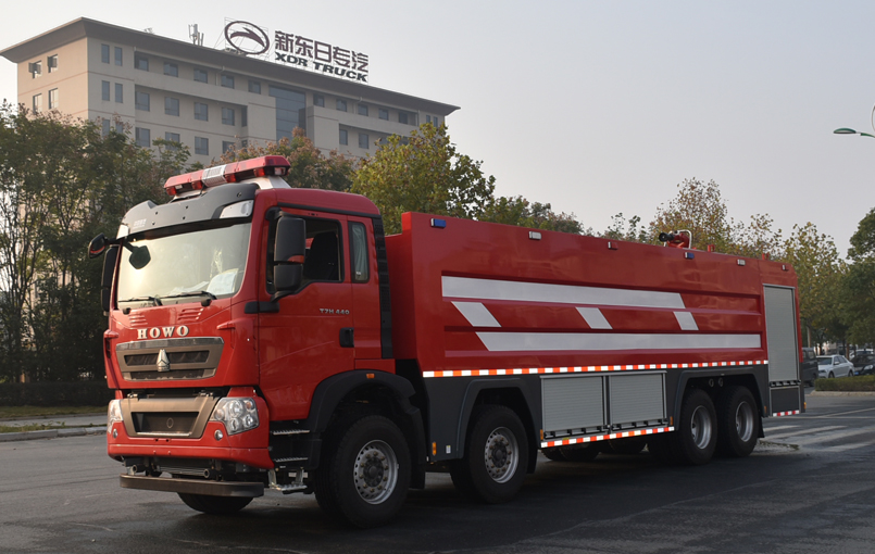 消防車(chē)廠(chǎng)家新東日專(zhuān)汽來(lái)說(shuō)說(shuō)消防車(chē)冬天如何做好檢查防護(hù)工作？